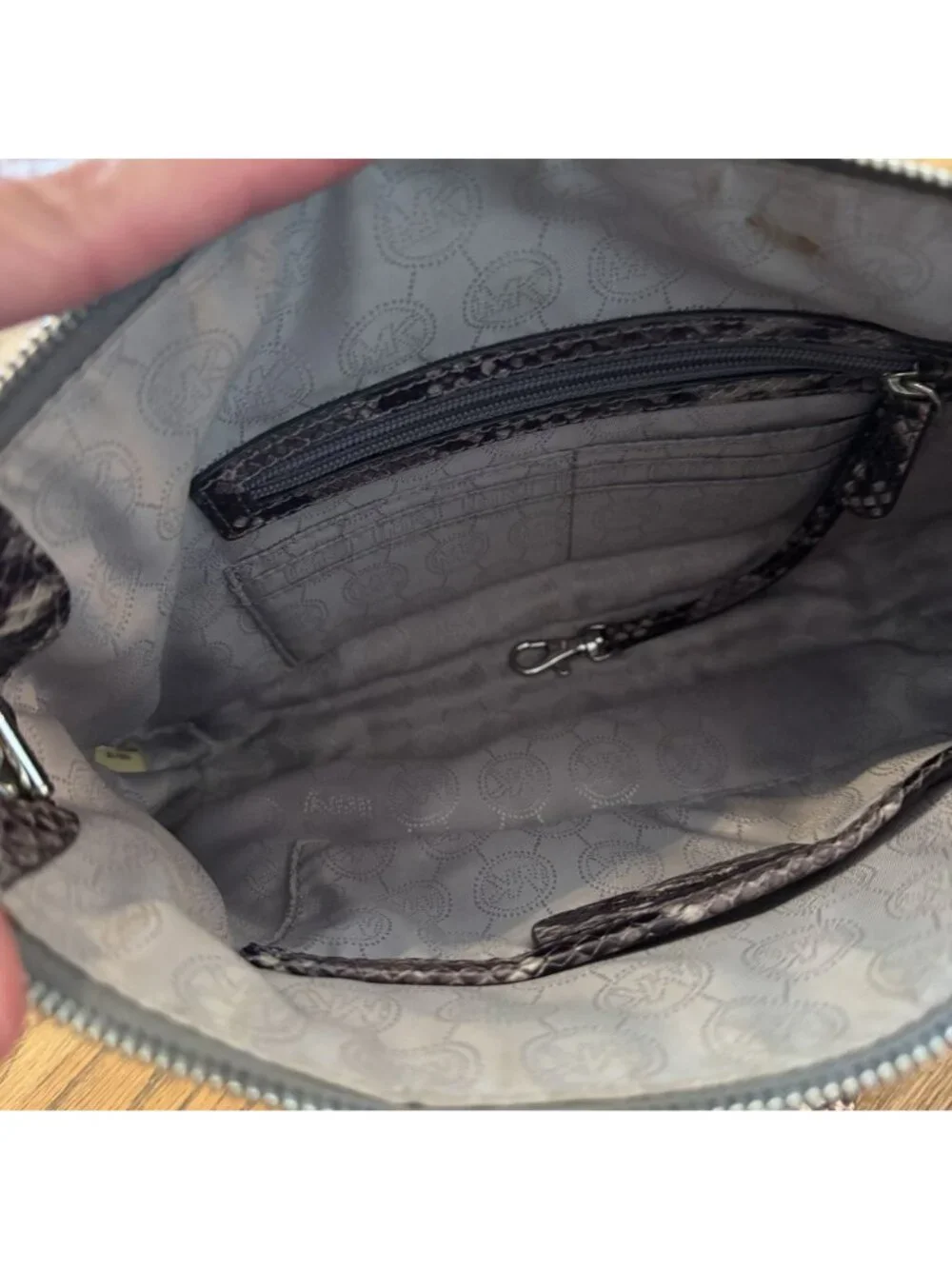 Michael Kors Womens Cross Body Snake Print Purse and Matching Wallet